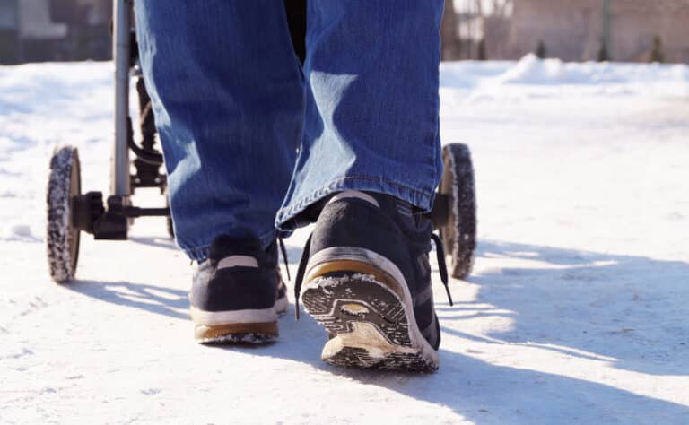 Прокурор в декрете оказался фигурантом дела о мошенничестве в Мангистау