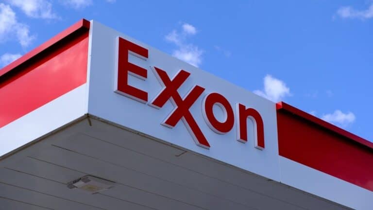 Exxon Лукойлдың Қарашығанақ пен Теңіздегі үлесін сатып алғысы келеді