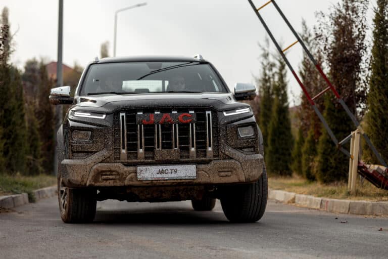 Первый региональный тест-драйв JAC прошел в Шымкенте