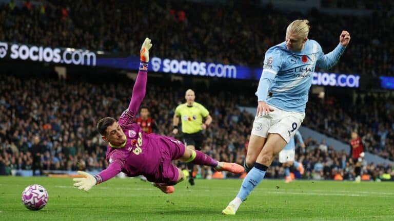 Эрлинг Холанд оформил дубль в четвертом домашнем матче Премьер-лиги подряд