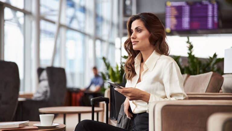 Премиальные карты Freedom: в чем выгода для путешественников