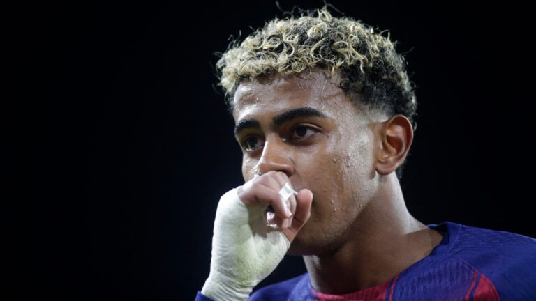 GiveMeSport составил рейтинг лучших крайних нападающих в мировом футболе