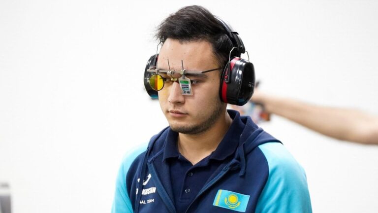 Валерий Рахижан занял четвертое место на чемпионате мира по стрельбе в Египте