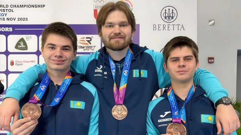 Казахстанские стрелки завоевали бронзовую медаль чемпионата мира в Египте