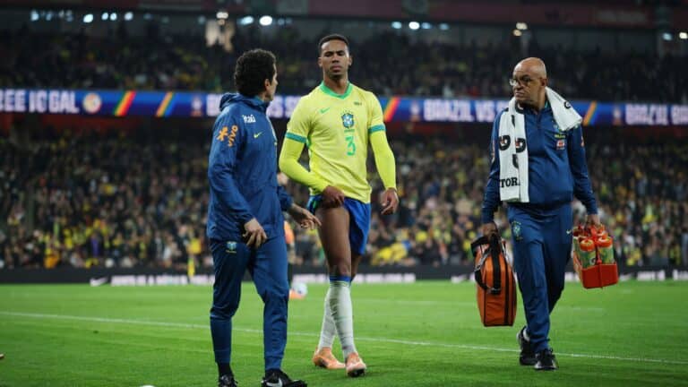 Лидер обороны «Арсенала» может пропустить матч Лиги чемпионов против «Кайрата»