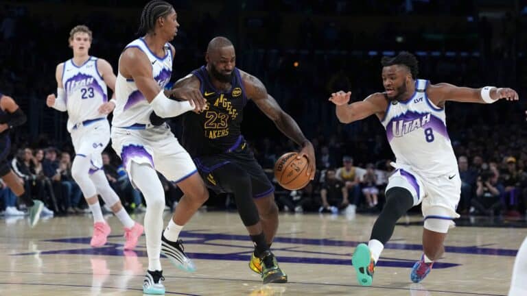 Леброн Джеймс стал первым баскетболистом в истории, сыгравшим в 23 сезонах НБА