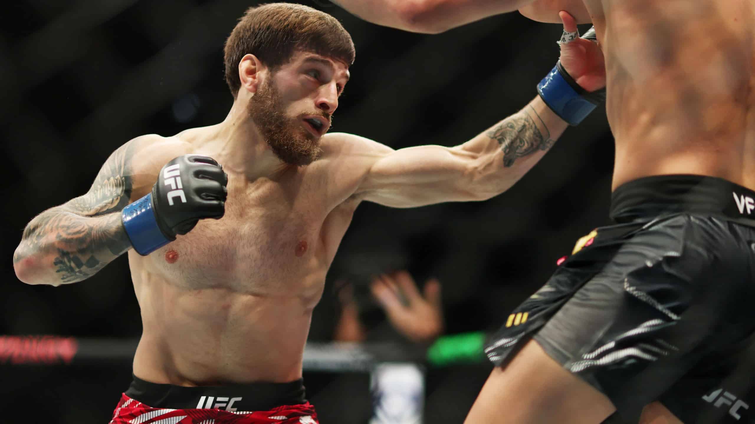 Испанский боец UFC Александр Топурия поделился ожиданиями от предстоящего поединка на первом турнире промоушена в Катаре. Его оппонентом будет казахстанец Бекзат Алмахан.