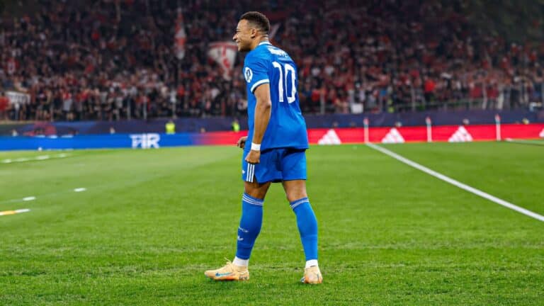 Трижды забив за 7 минут, Килиан Мбаппе оформил второй по скорости хет-трик в ЛЧ