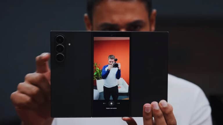 Samsung представила свою первую «трикладушку» Galaxy Z TriFold