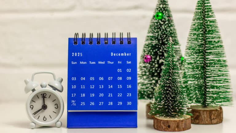 В декабре и январе казахстанцы отдохнут чуть больше обычного