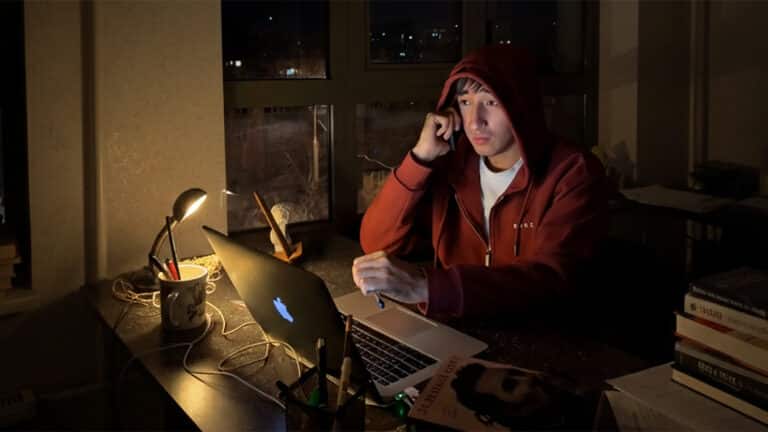 История про Новый год в одиночестве стала вирусной в соцсетях