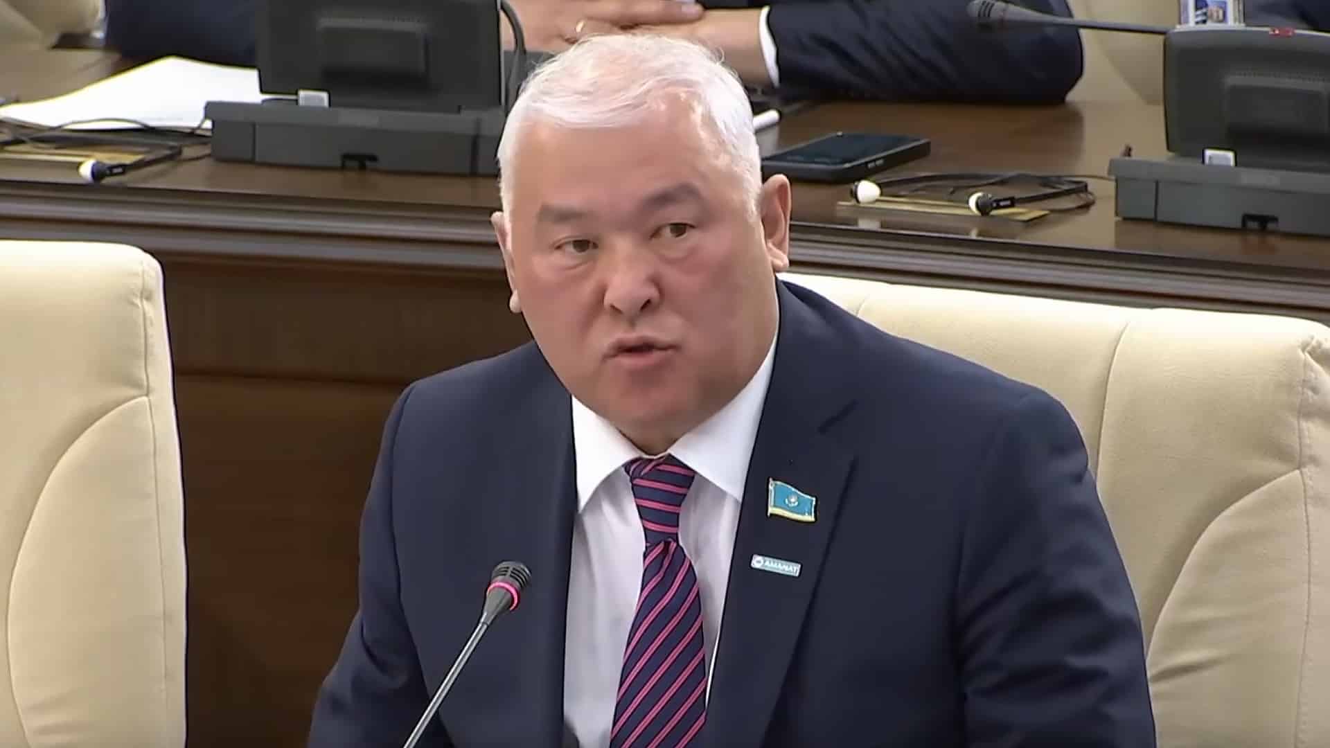 Мурат Абенов