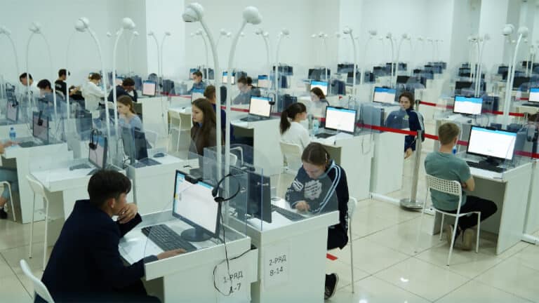 187 тысяч человек подали заявку на январское ЕНТ-2026