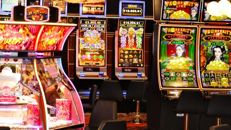 Супруги из Казахстана обманули казино на $1 млн