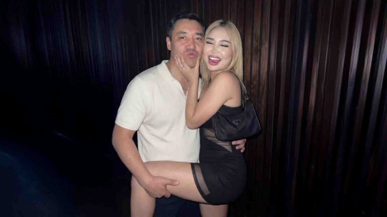 Садыр Жапаровқа «санын сипатқан» сұлу айыппұл арқалады