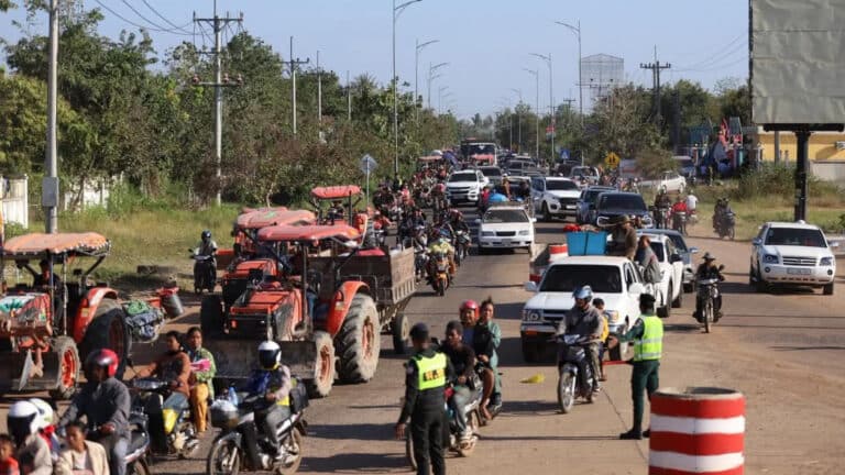 Казахстанцы в Таиланде находятся за пределом боевых действий