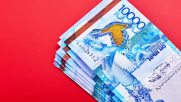 Казахстанцы взяли рассрочек на триллионы тенге