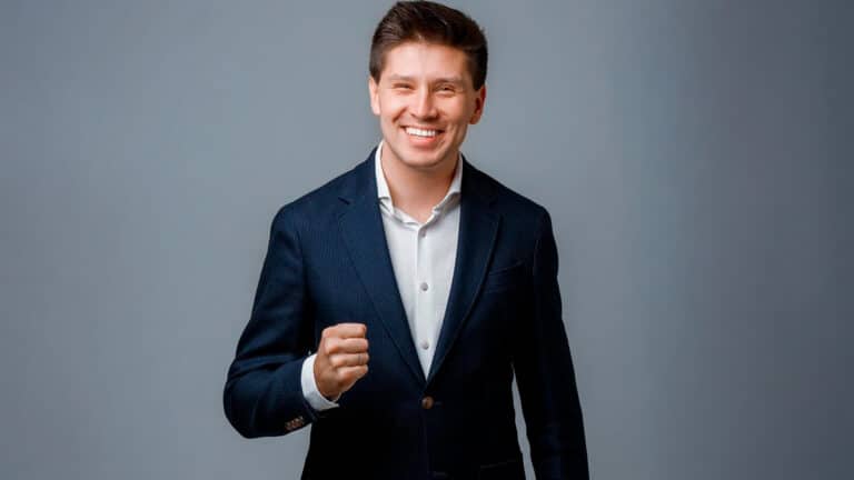 Основатель Chocofamily Рамиль Мухоряпов создал образовательную компанию