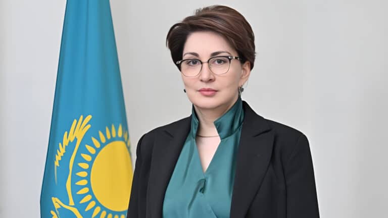 Токаев освободил Хаджиеву от должности зампреда АРРФР