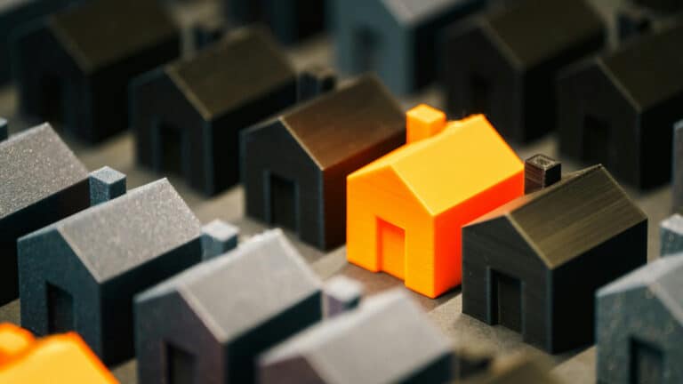 Рынок жилья будет охлаждаться: что предсказал эксперт на 2026 год