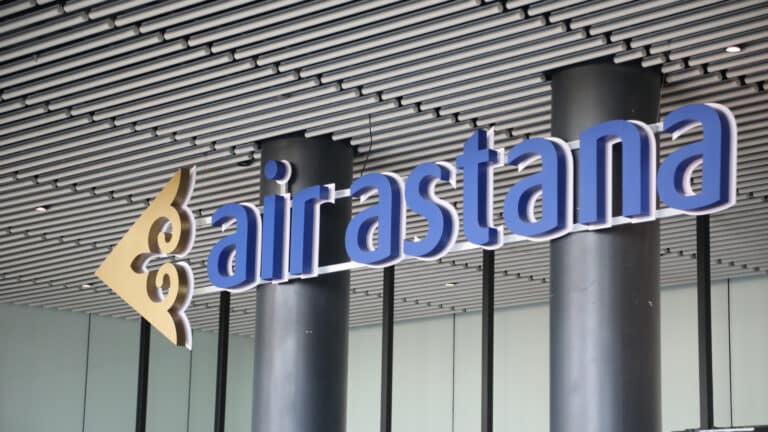 Air Astana прокомментировала задержки рейсов