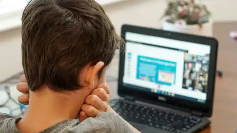 Қостанай облысында қатты аяздан сабақтар онлайн форматқа ауыстырылды