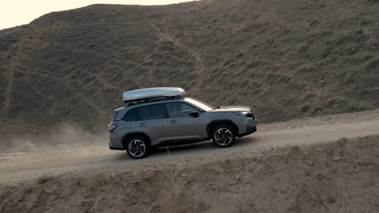 Subaru Forester 2026 в Казахстане назвали кроссовером, готовым к бездорожью
