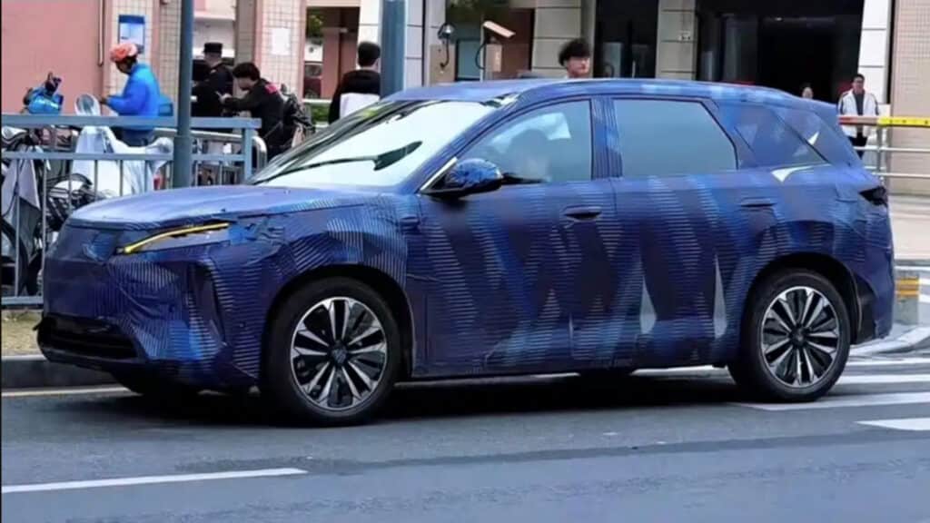 BYD готовит новый электрокроссовер Yuan Max