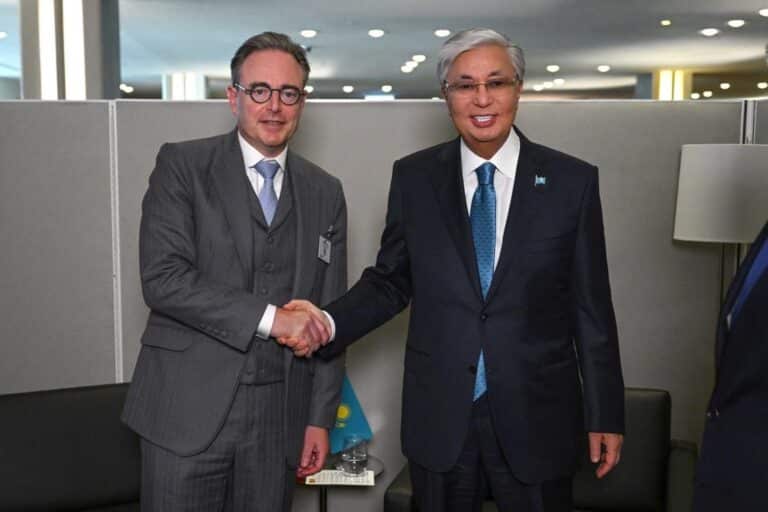 Токаев поздравил Стубба с Днем независимости Финляндии