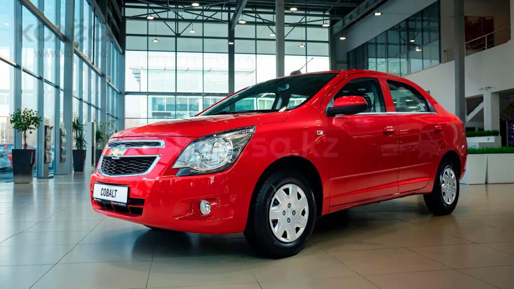 Chevrolet Cobalt стал почти в 4 раза популярнее Hyundai Tucson в ноябре