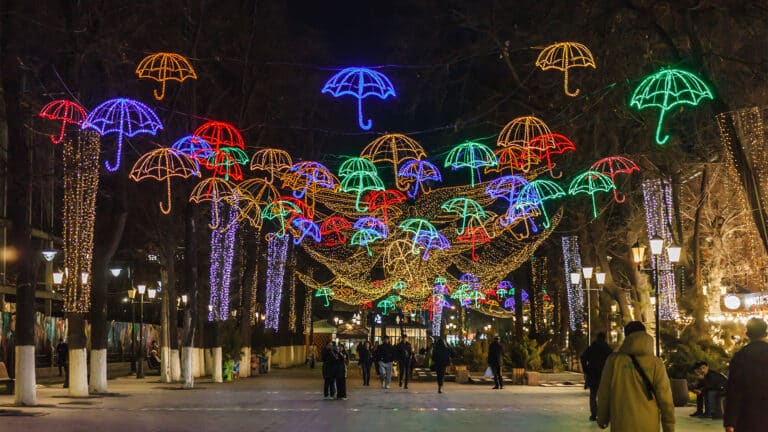 Шымкент увеличил бюджет на новогоднее оформление почти до 100 млн тенге