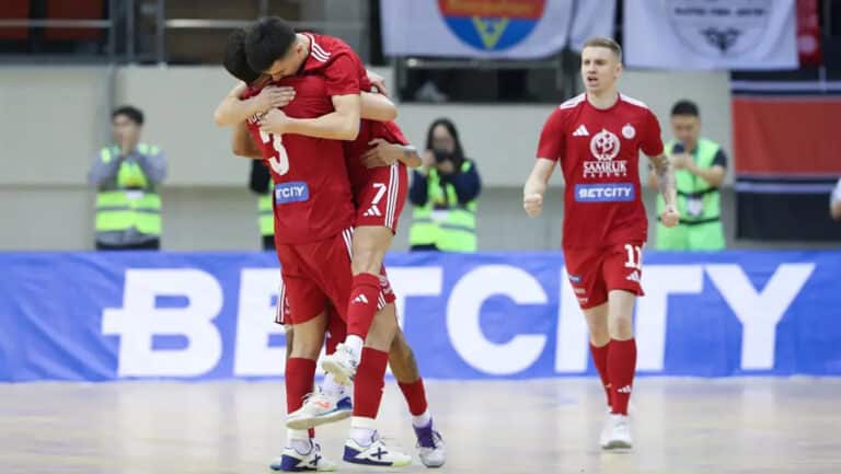 Выиграв 5:3, «Кайрат» с «Семеем» вышли в четвертьфинал Лиги чемпионов