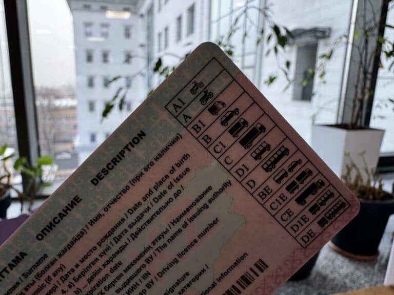 В СпецЦОНах увеличили слоты на экзамены по вождению после жалоб алматинцев