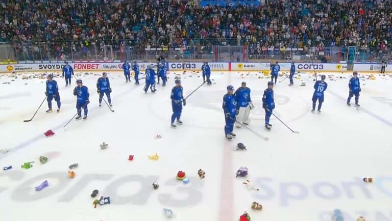 «Барыс» матчем с «мишкопадом» попрощался со своими зрителями до 15 января