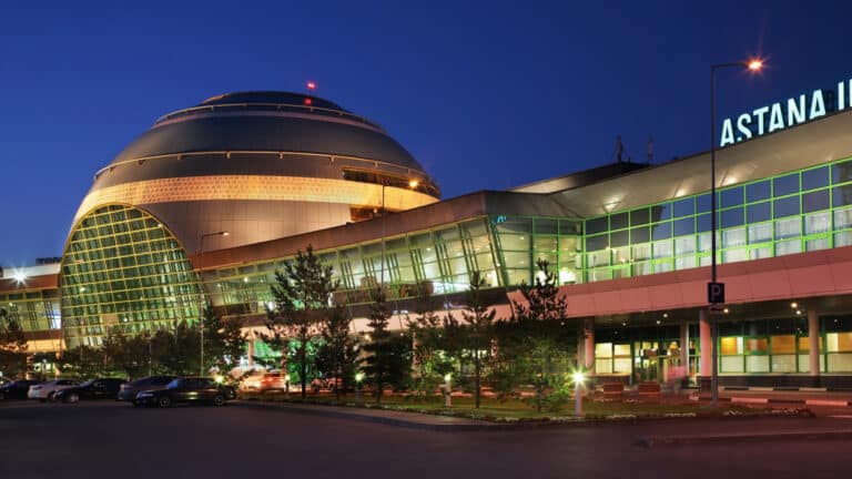 В Астане могут построить второй аэропорт