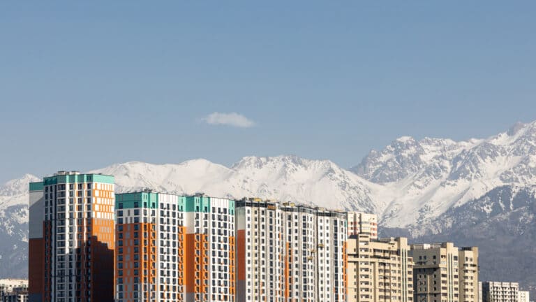 В Алматы усилят уже построенные дома в сейсмоопасных районах