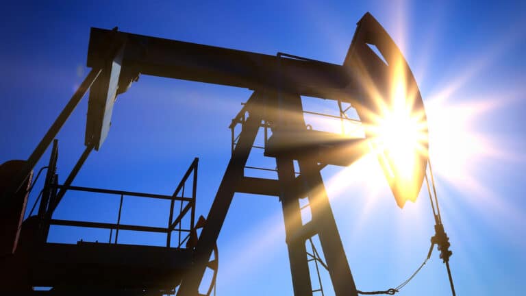 Россиянка получит миллиарды от компании, добывающей нефть в Актюбинской области