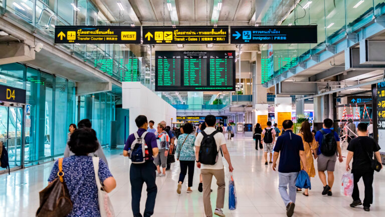 В аэропортах Таиланда ужесточили досмотр пассажиров
