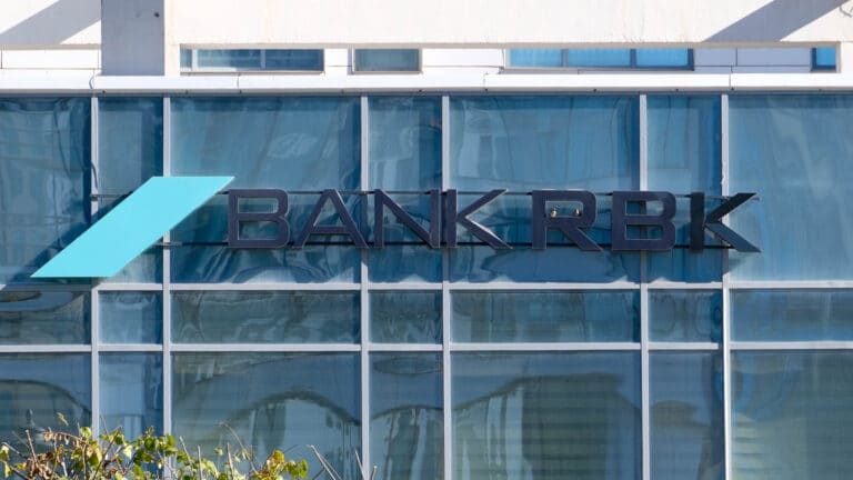 Три казахстанских банка, которые выдали больше всего кредитов за месяц