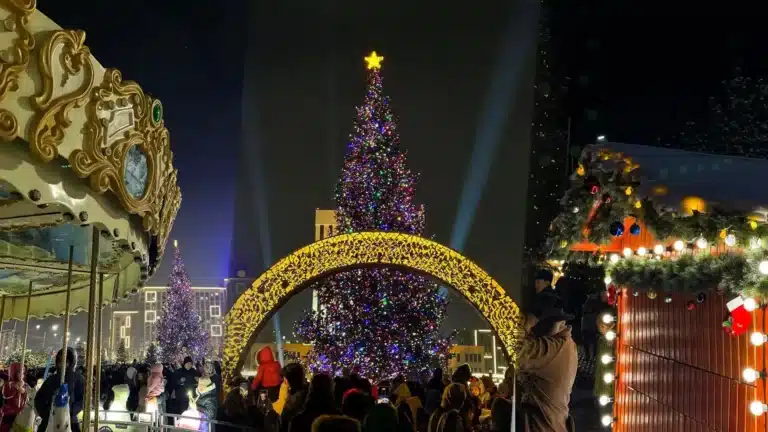 Жаңа жыл қарсаңында Шымкент қаласы тұрғындар мен қонақтарды таңғалдырды