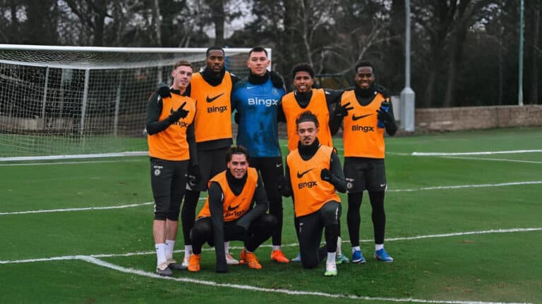 Футболисты «Челси» поздравили фанатов и набрали миллионы просмотров в соцсетях