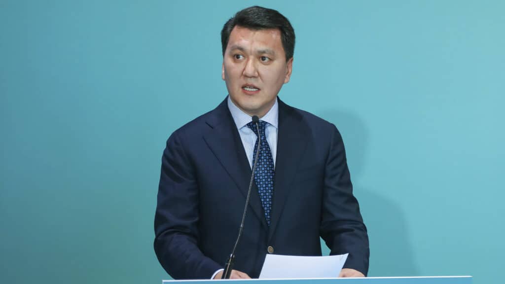 Ерлан Карин заявил о переходе Казахстана от реформ к устойчивому развитию