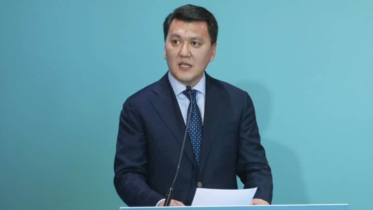 Ерлан Карин заявил о переходе Казахстана от реформ к устойчивому развитию