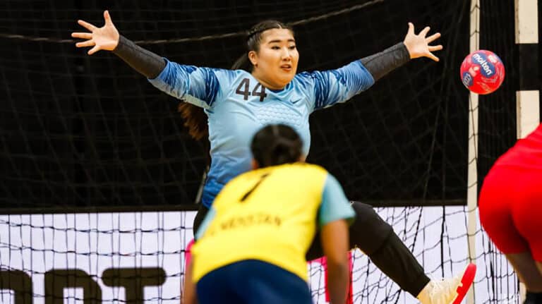 Казахстан уступил Кубе на старте второго этапа ЧМ по гандболу