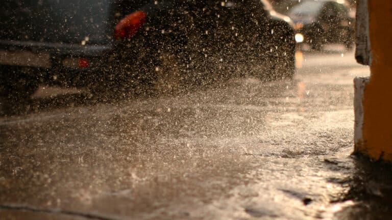 Дождь со снегом ожидается сразу в 14 регионах Казахстана