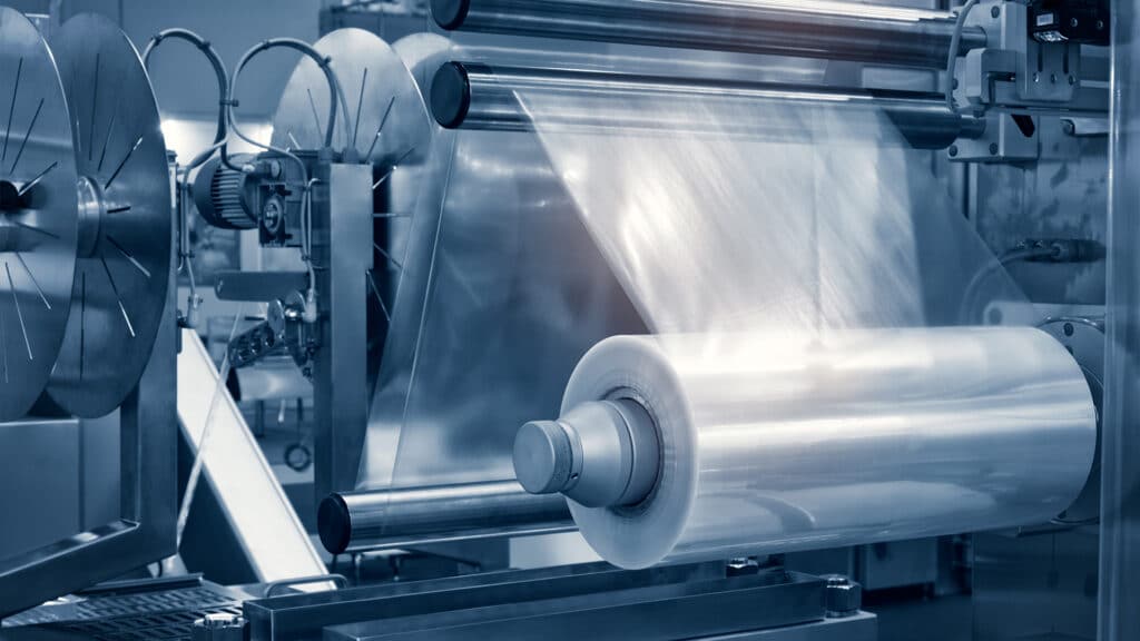 Производитель полимеров, которого «Сибур» купил у КМГ, получил миллиардные убытки/shutterstock, бильд-редактор: Дастан Шанай