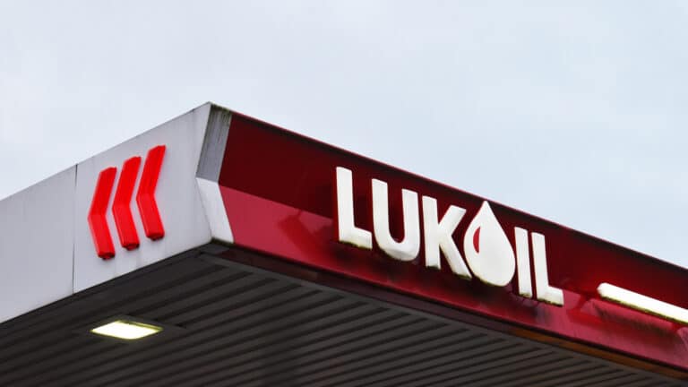 Бывший владелец Pornhub интересуется активами «Лукойла», в том числе в Казахстане