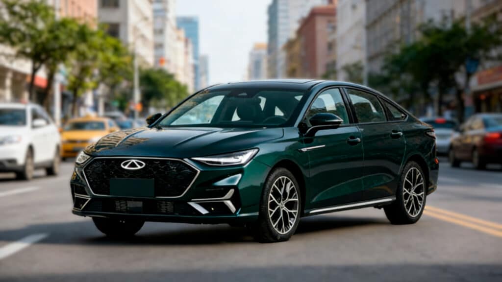 Chery Arrizo 8 Pro стала чуть мощнее, но сохранила «лицо»