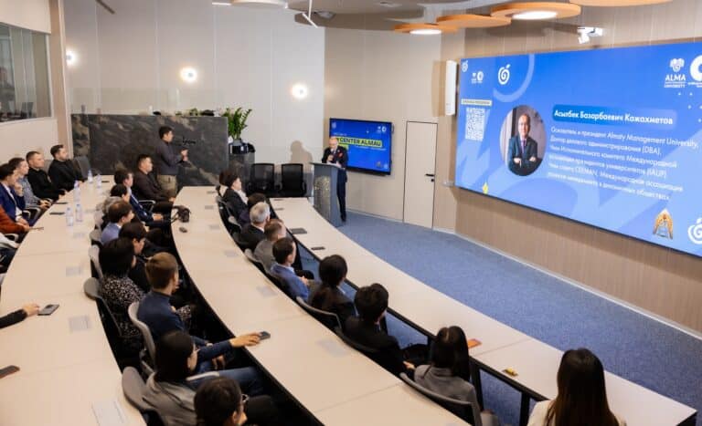 AlmaU-да жасанды интеллект орталығы ашылды