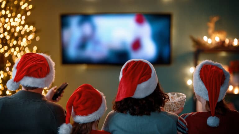 Что будут показывать в новогоднюю ночь и в праздники казахстанские телеканалы